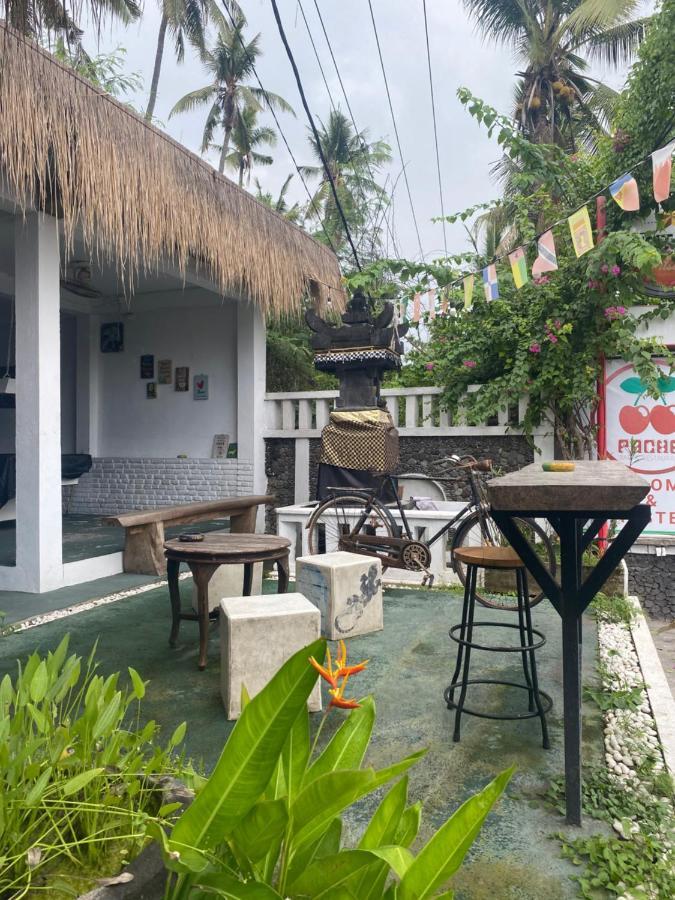 Paca'S Reggae Bar & Hostel Ambat Экстерьер фото